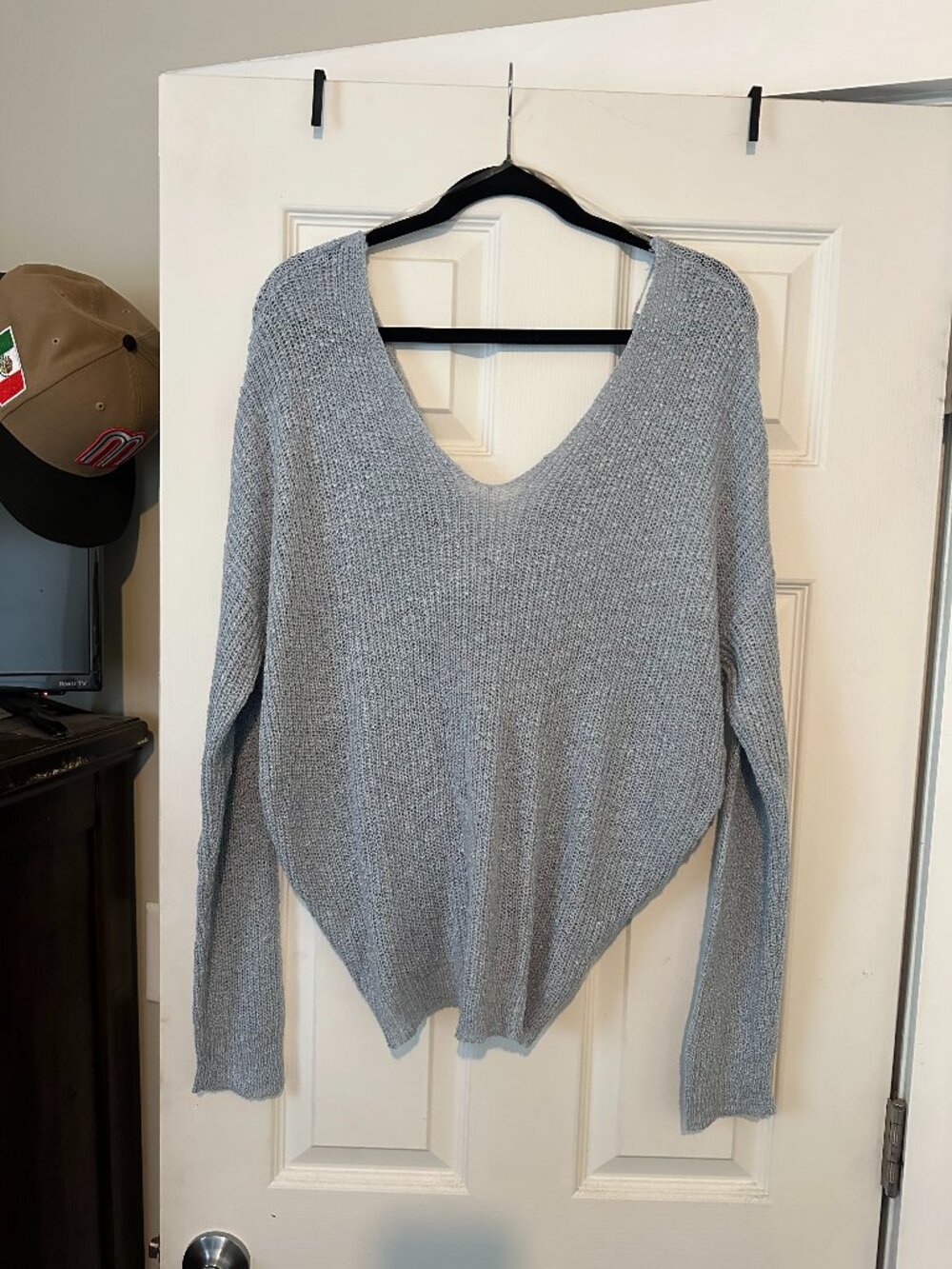 Light Blue Twist-Back Loose Knit Sweater